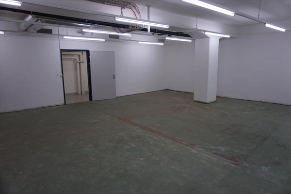 Lagerraum an zentraler Lage zu vermieten! 3