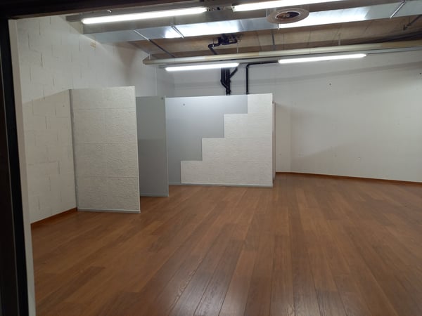 Surface commerciale de 54 m² – Passage stratégique au Centre Cormanon 3