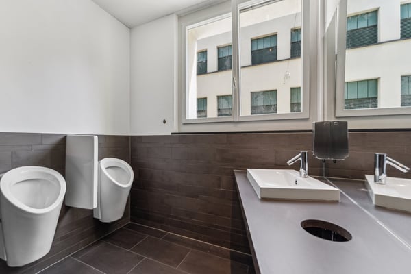 Erstvermietung - Büro/Praxis Nähe Bahnhof & Reuss 5