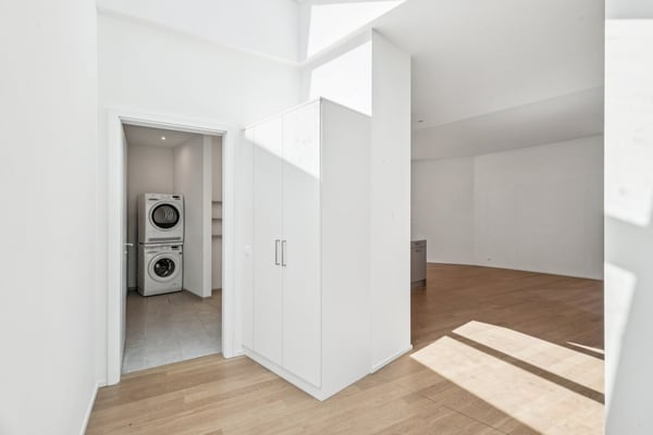 Vicino alla stazione ferroviaria 8