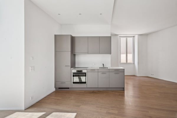 Vicino alla stazione ferroviaria 6