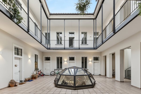 Vicino alla stazione ferroviaria 1