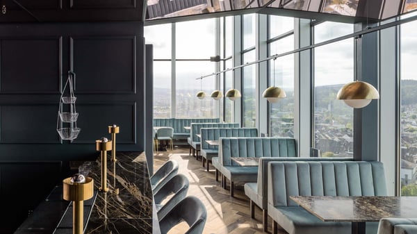 Gastrofläche 22. bis 24. Stock - Hoch hinaus im Roten Turm 4