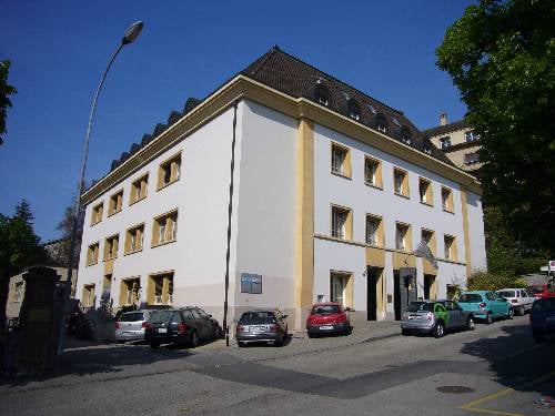 Idéalement situé - A côté du Palais du Peyrou 1