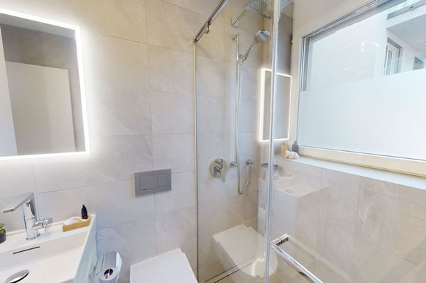 Moderno e luminoso appartamento 4