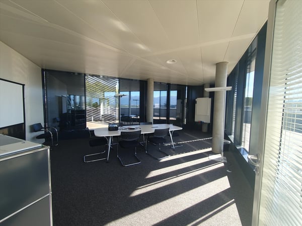 Superbe surface de bureau de 194 m2 avec terrasse 4