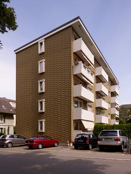 Ein gedecker Platz für Ihr Auto!