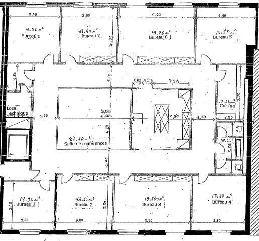 Situation privilégiée pour cette surface de 290 m2 4