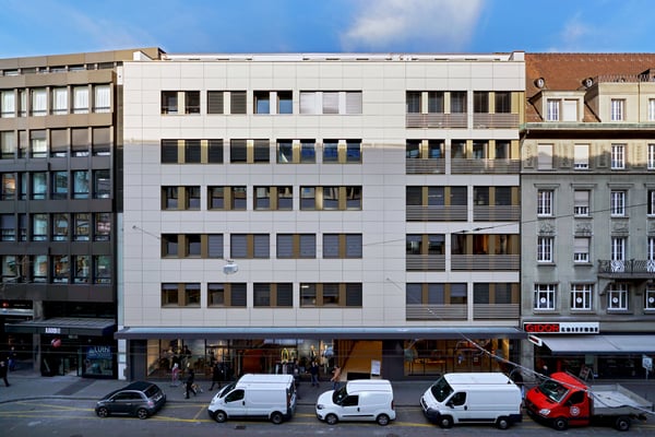 schöne helle Büroräume zwischen Bankverein und Aeschenplatz 1
