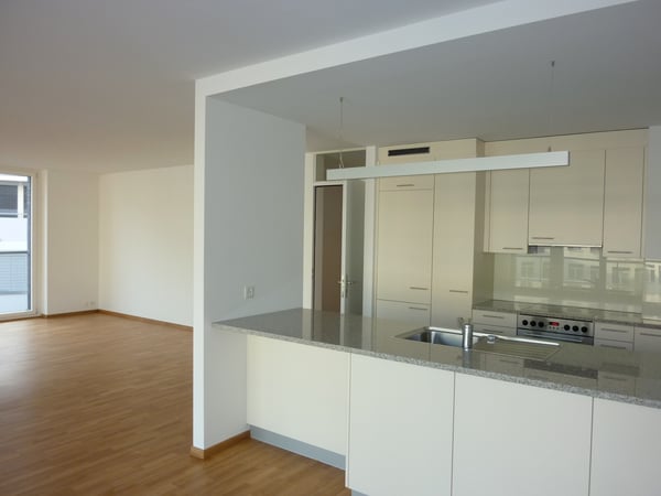 Schöne Wohnung in Zentraler Lage! 2