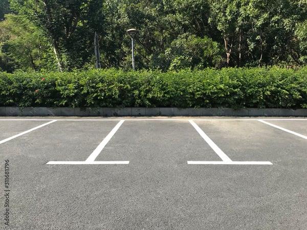 Aussenparkplatz zu vermieten 3