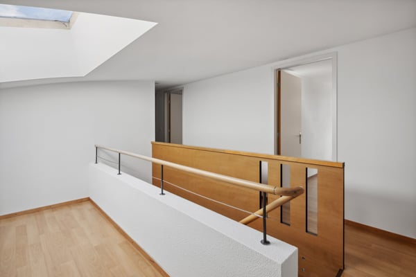 Situé dans le complexe Espacité 11