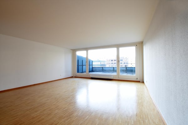 Situé dans le complexe Espacité 2