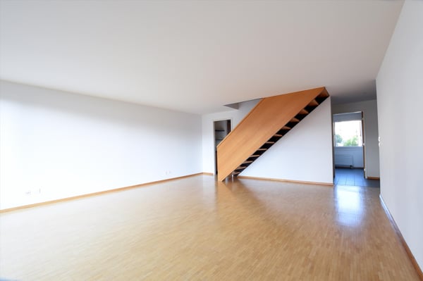 Situé dans le complexe Espacité 3