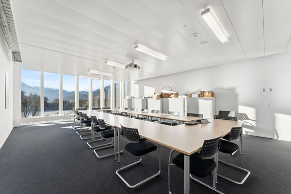 Weiter sehen als andere: Sportgebäude Allmend 4