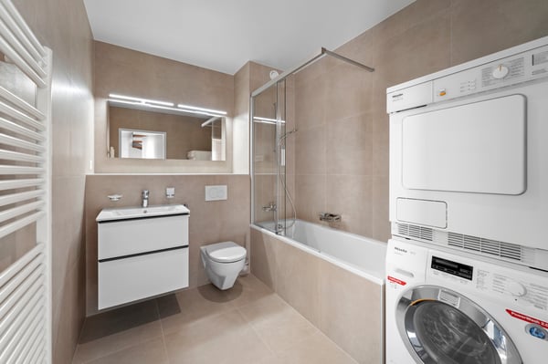 Exceptionnel : attique en duplex rénové de 236 m2 avec rooftop ! 6