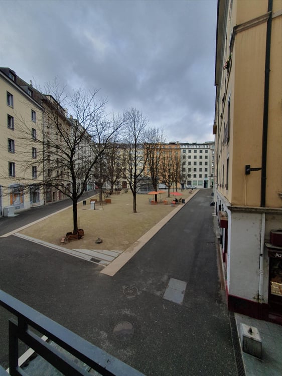 A deux pas de la gare, bureau de 9 m2 5