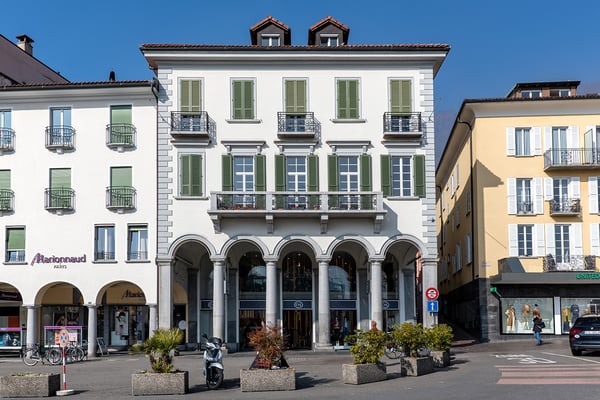 Vicino alla stazione ferroviaria 1