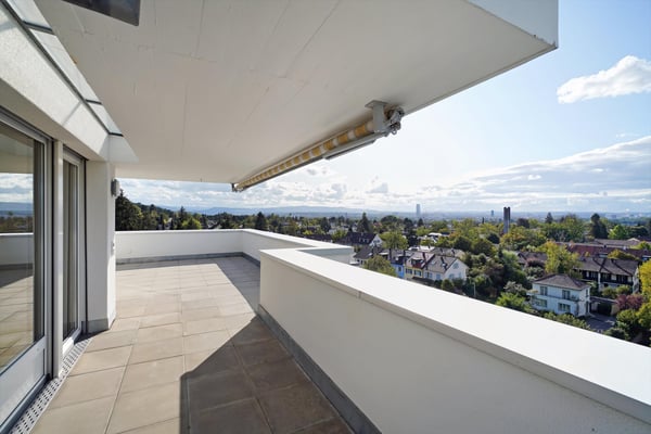 Wohnen mit Stil & traumhafter Aussicht! 11