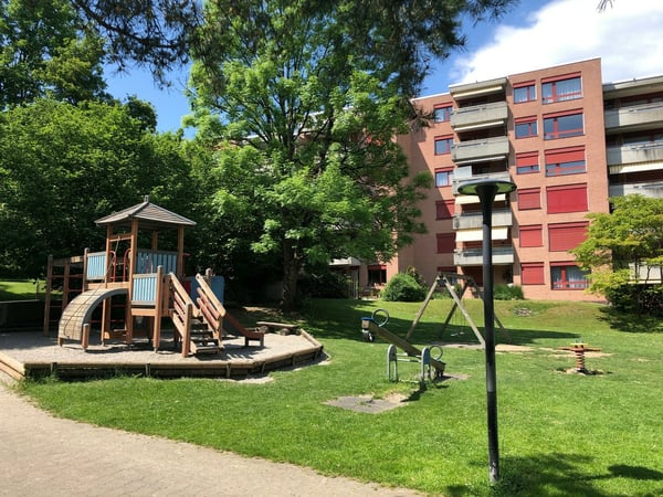 Grosszügige Wohnung an schöner Lage!