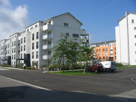 Ihr Auto verdient ein Zuhause – Einstellplatz frei! 1