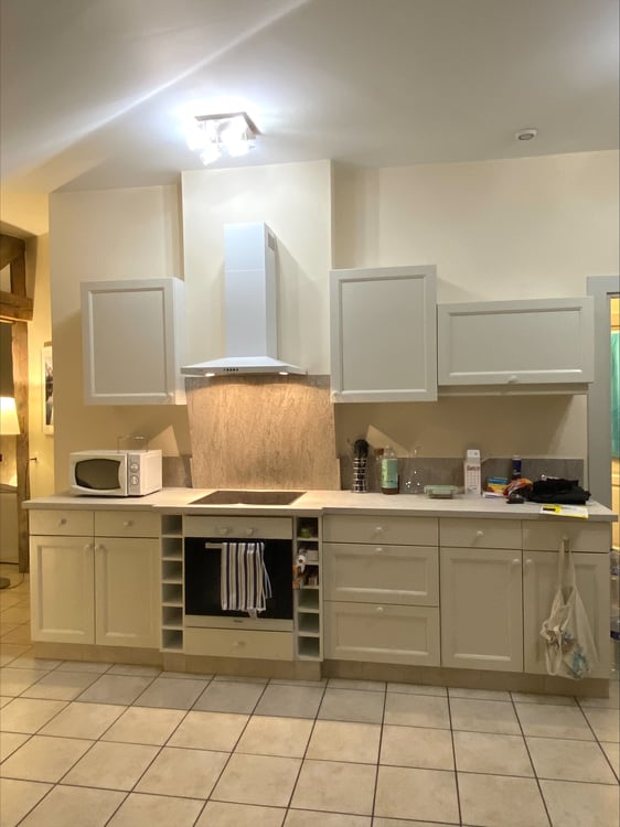 Appartement de 1 pièces mansardé situé aux Acacias 8