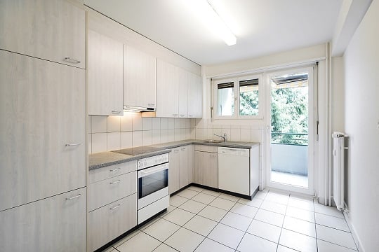 Wohnblock mit ruhigem Innenhof 3