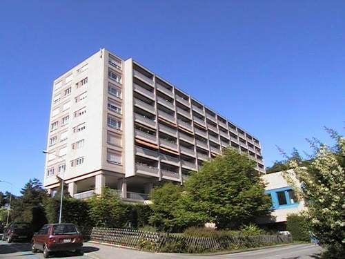 A côté du stade Olympique 3