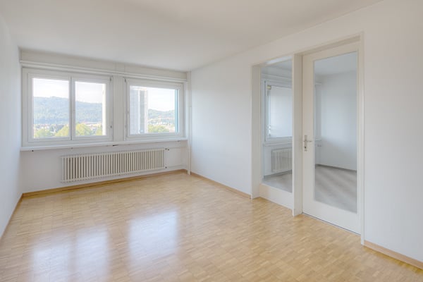 Mieten ohne Kaution - Wohnen über den Dächern im Zentrum von Wettingen! 3