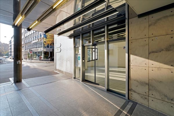 Vielseitig nutzbare Ladenfläche - ideal für Verkauf, Praxen, Ateliers 3