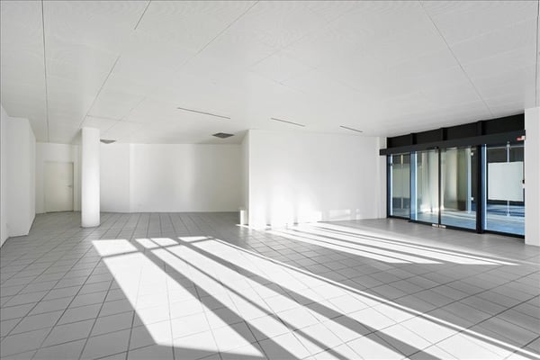 Vielseitig nutzbare Ladenfläche - ideal für Verkauf, Praxen, Ateliers 7