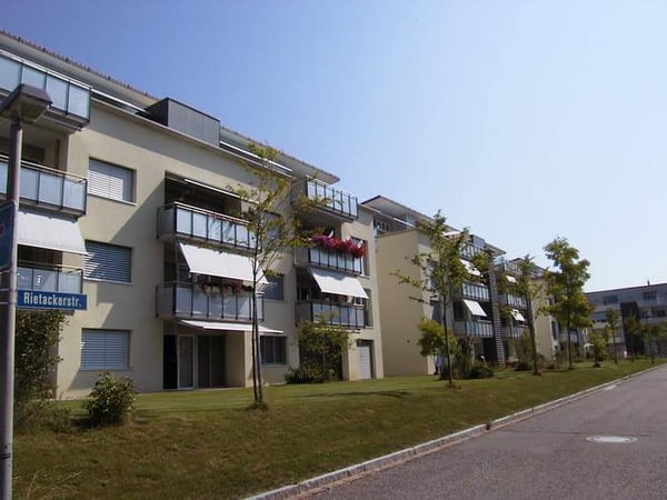 Einstellplätze an der Turnerstrasse in Seuzach 15