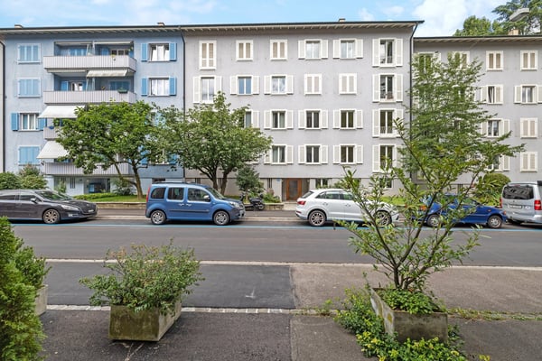 Schöne 1 Zimmerwohnung nähe Bachgraben. 1