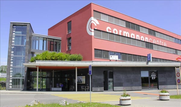 Surface commerciale de 55 m² Passage stratégique au Centre Cormanon 1