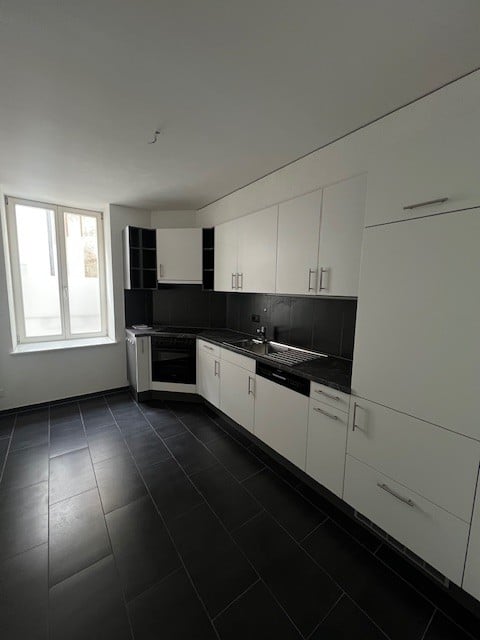 Charmant logement en plein centre d'Yverdon 3