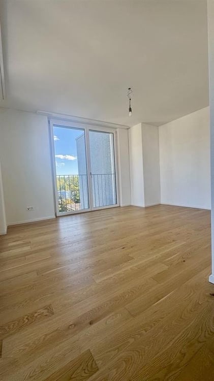 Moderne 3.5-Zimmerwohnung mit grosszügiger Terrasse und Blick ins Grüne 5