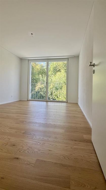 Moderne 3.5-Zimmerwohnung mit grosszügiger Terrasse und Blick ins Grüne 8