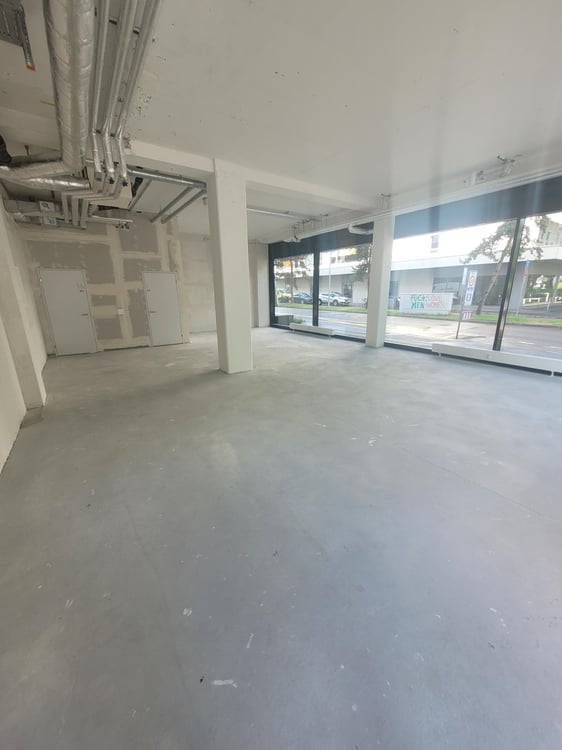 Erstvermietung: Büro, Atelier oder Verkaufsfläche - alles möglich 2