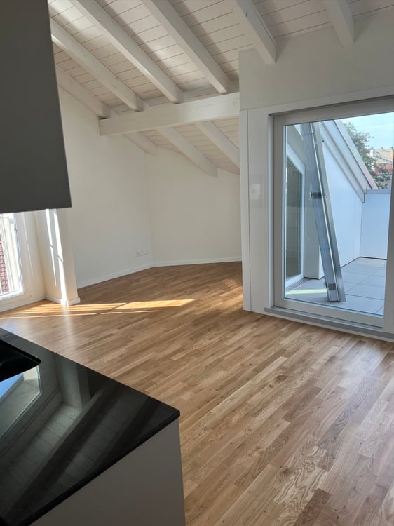 Charmante Dachwohnung! 3