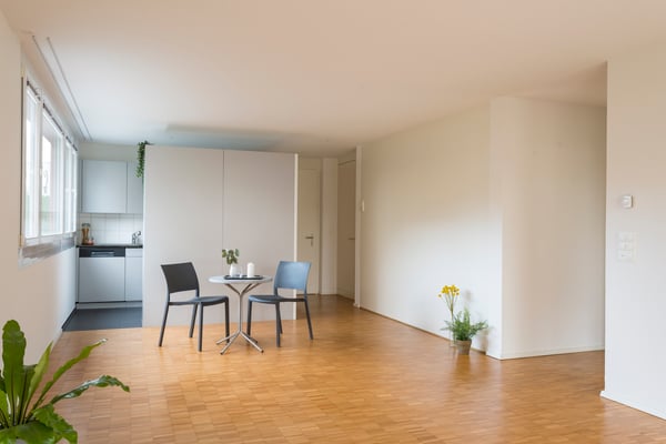 Im Zentrum von Wettingen - direkt an der Landstrasse! 4