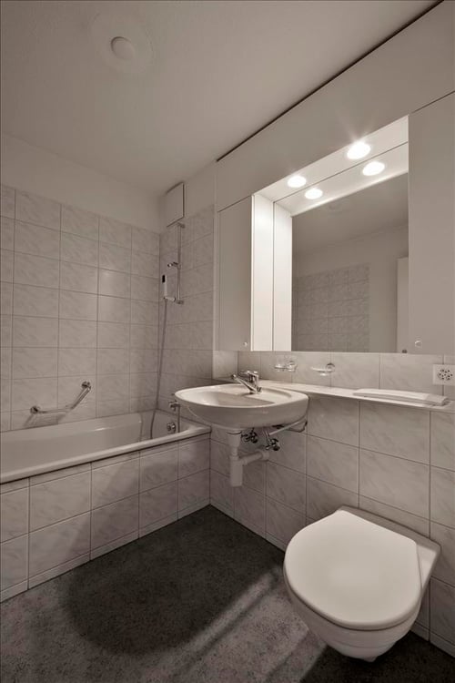Moderne Wohnung mit Gartensitzplatz! 4