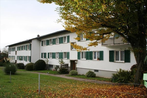 Ruhige 3-Zimmerwohnung in 6-Familien-Haus sucht DICH!! 2