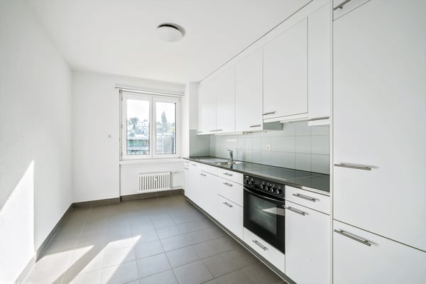 Grosszügige Wohnung in zentraler Umgebung 2