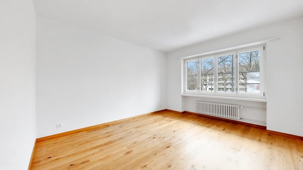 Grosszügige 3.5-Zimmer-Wohnung mit Balkon an zentraler Lage 6