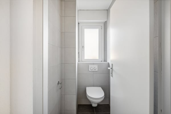 Appartement rénové de 3.5 au dernier étage avec balcon- Caution gratuite 8