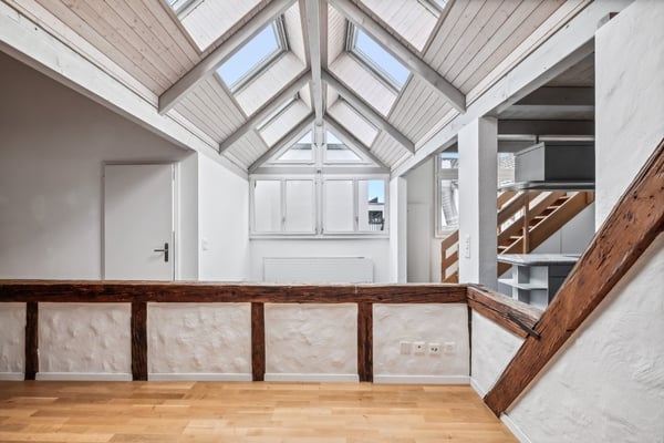 Exklusive Altbau-Maisonettewohnung im Herzen von Langenthal! 2