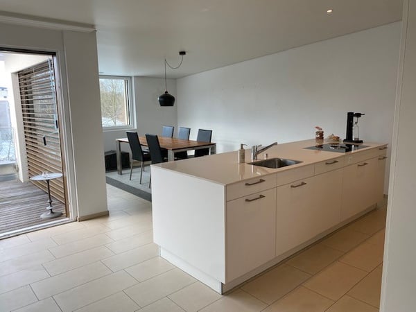 Topmoderne Wohnung mit Ausblick! 2