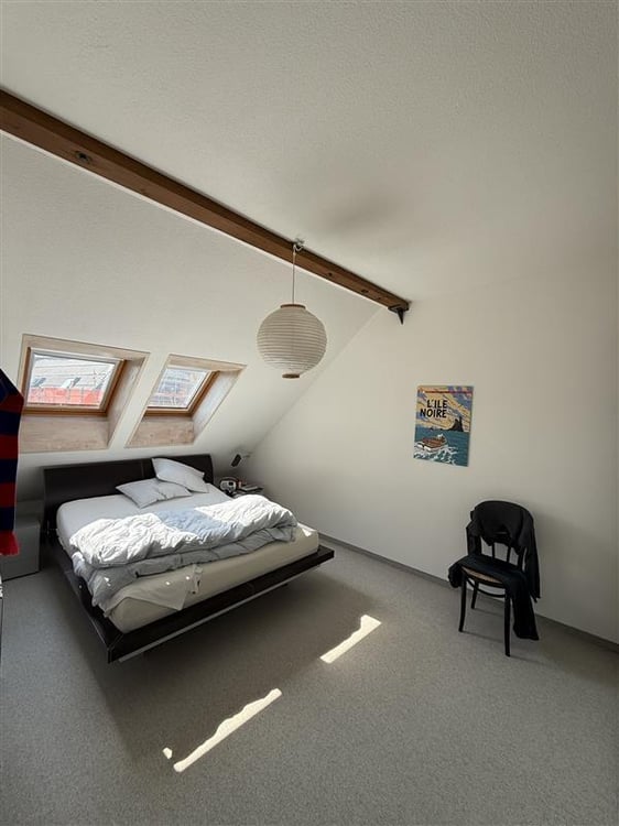 Attraktive Dachwohnung 2.5-Zimmer-Dachwohnung im Seefeld 12