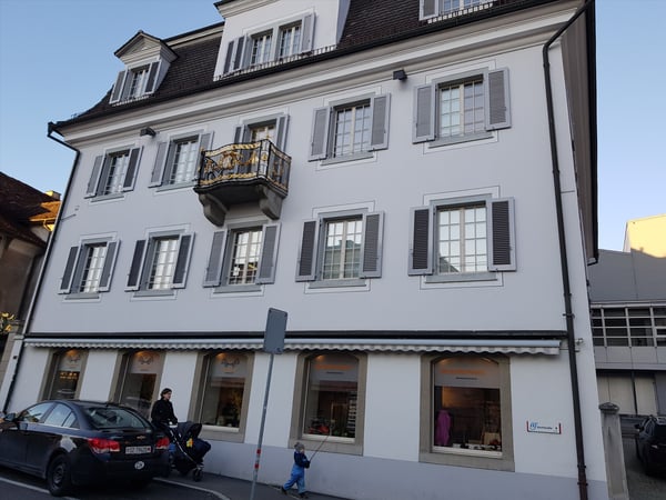 Ihr neues Ladenlokal im Herzen von Schwyz 1