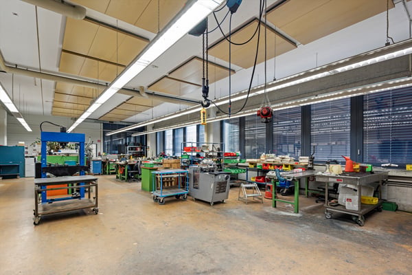Vielfältig nutzbare Industrie- und Gewerbeflächen im Druckzentrum Zürich! 11